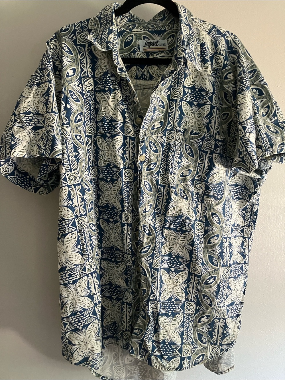 Island-Print Short Sleeve Button-Up Shirt - Blue & White Impact size XL